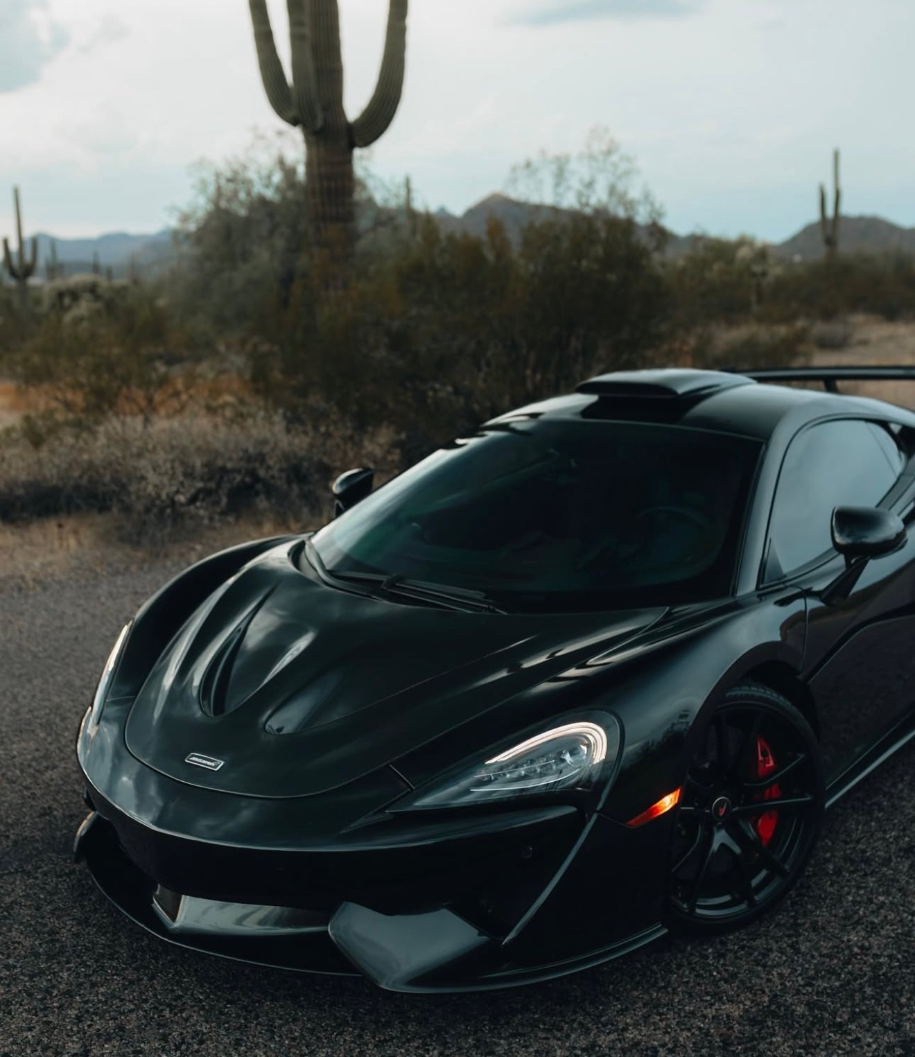 McLaren 540C/570GT/570S/600LT Carbon Fiber Roof Scoop