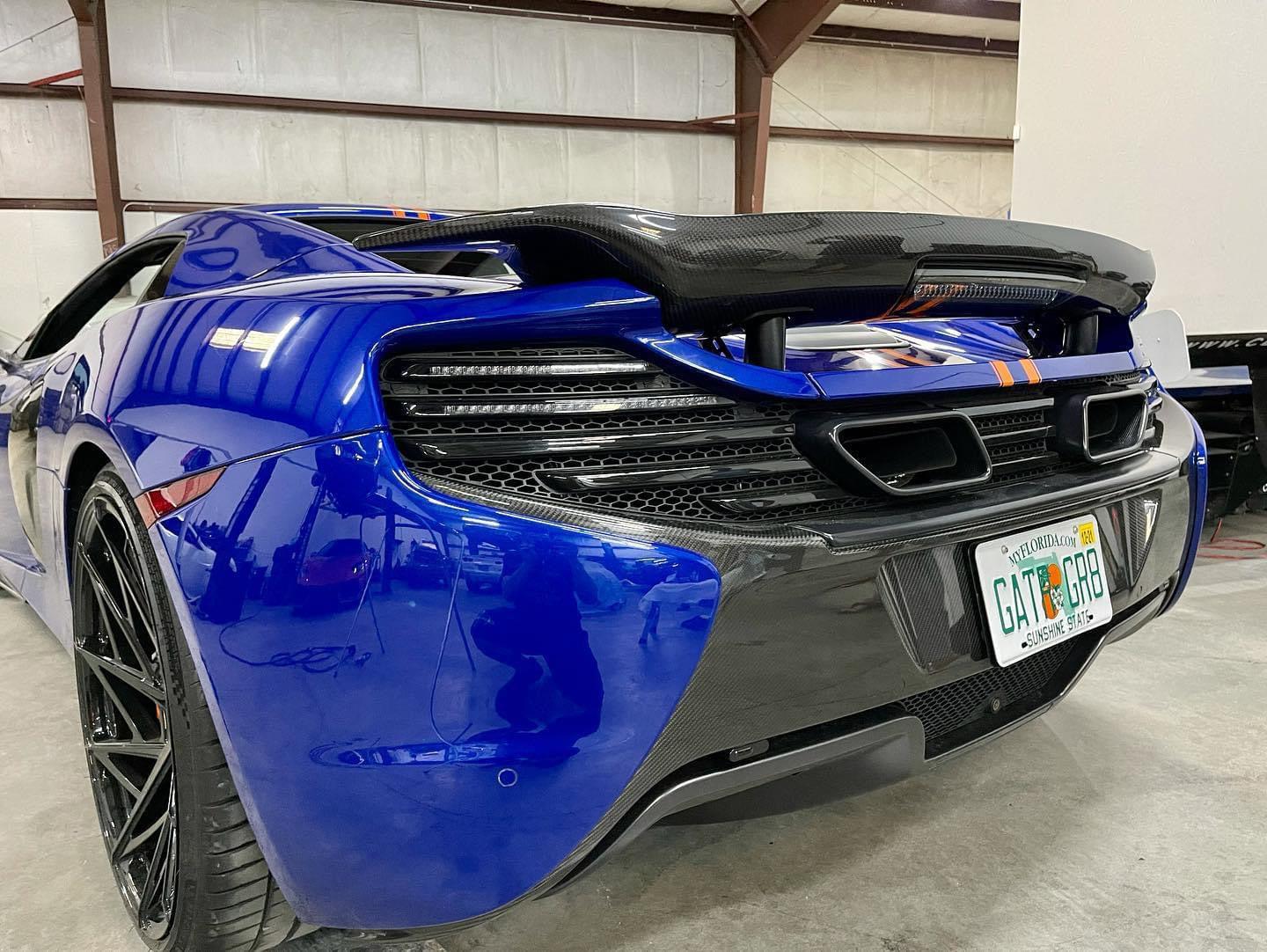 McLaren MP4-12c/650s Carbon Fiber Artisan V Spoiler