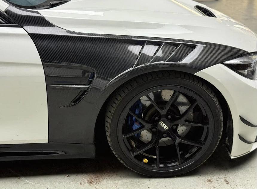 BMW F80 M3/F82/F83 M4 Carbon Fiber Vented Fenders