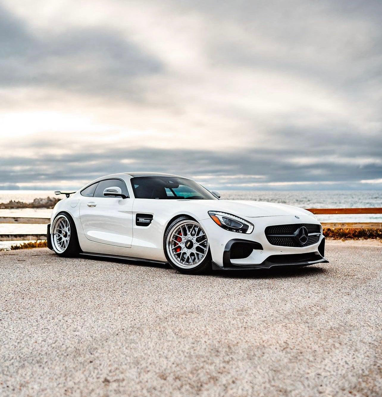 Mercedes AMG GT/GTS Carbon Fiber Front Lip With Splitter