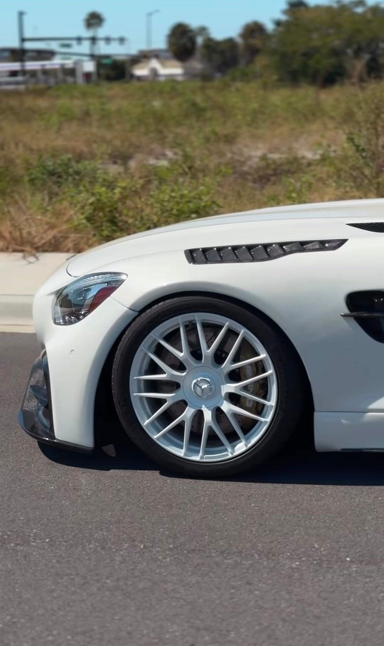 Mercedes AMG GT/GTS/GTC/GTR Carbon Fiber Fender Vents