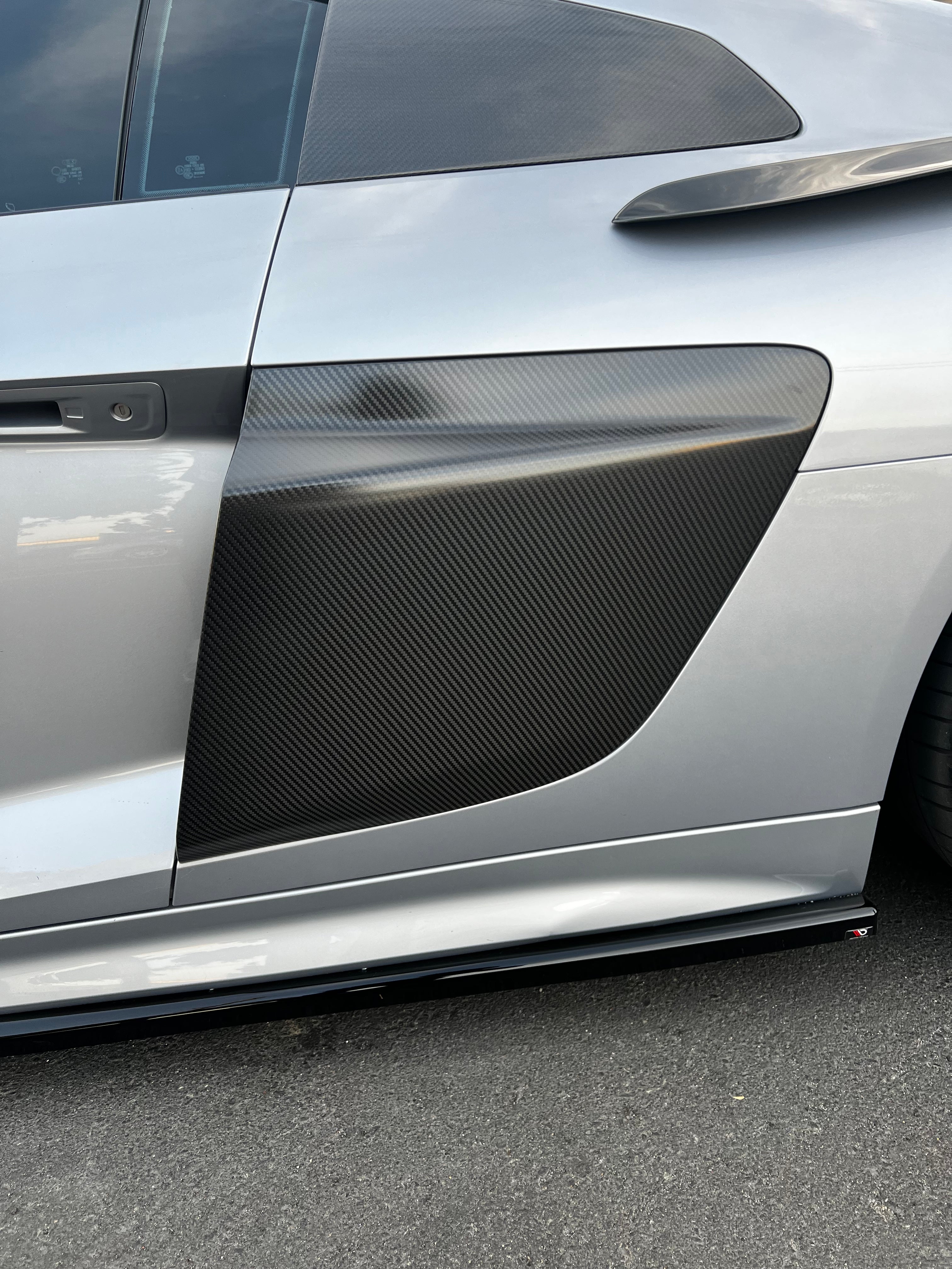 Audi R8 Gen 2 Carbon Fiber Side Blades Vent