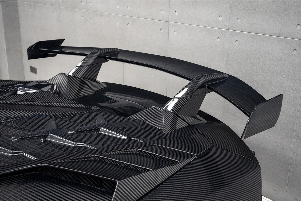 Lamborghini Aventador Full Carbon Fiber AP Body Kit
