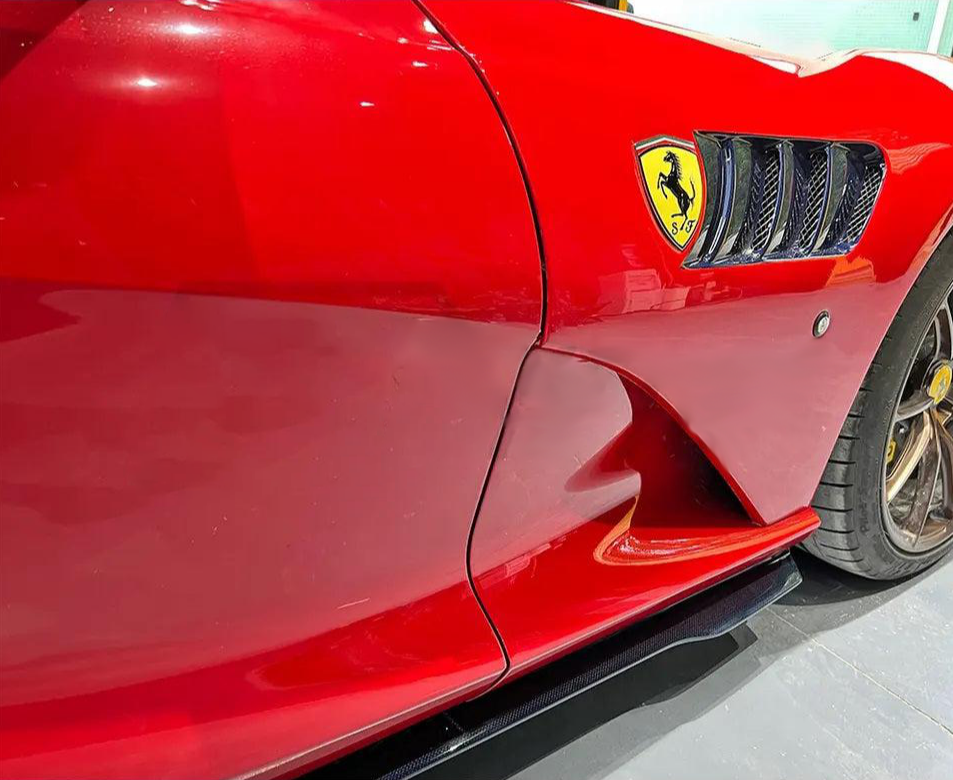 Ferrari 812 Carbon Fiber Side Skirt Extensions