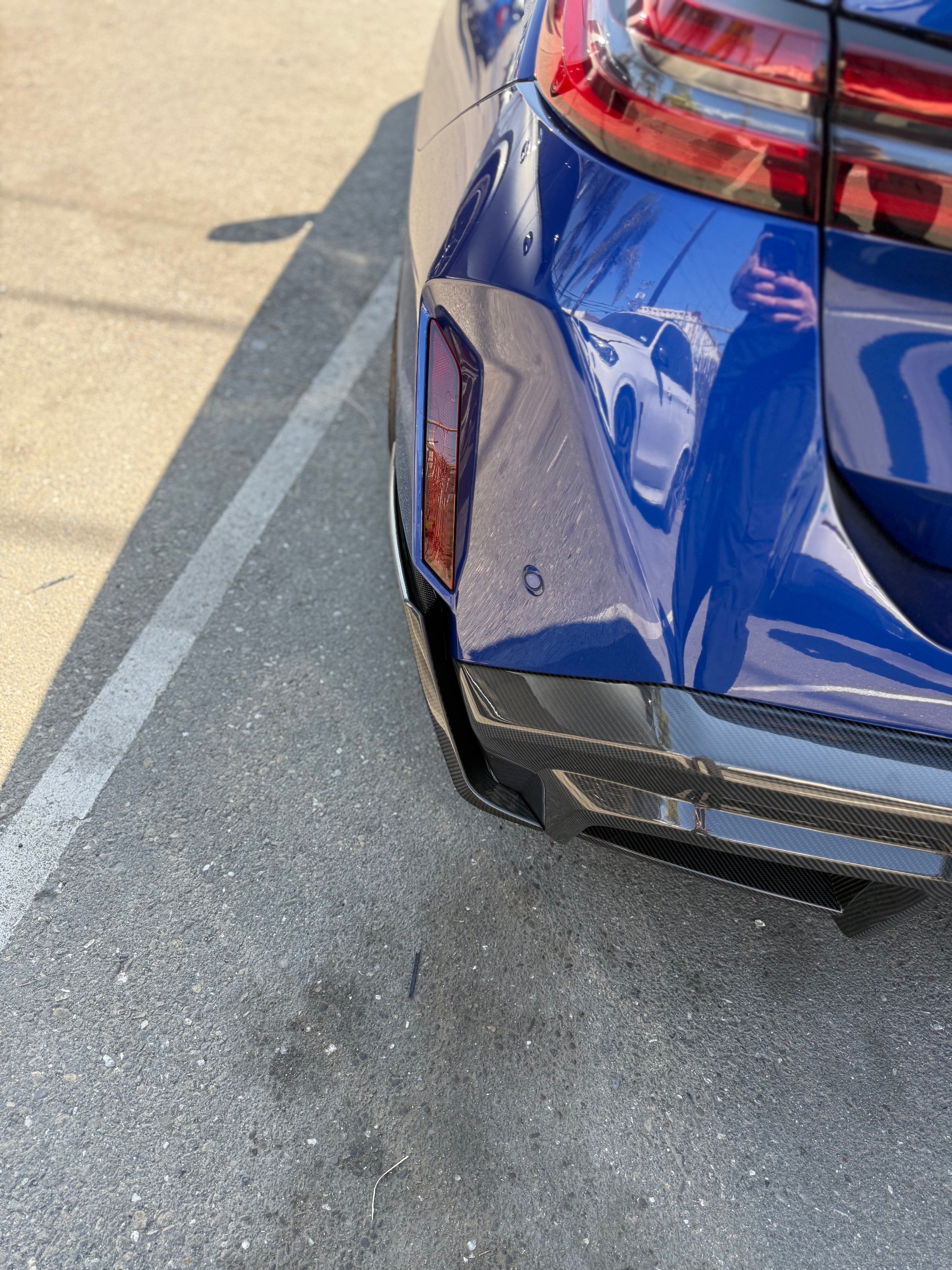 BMW G90 M5 Carbon Fiber AP Rear Diffuser