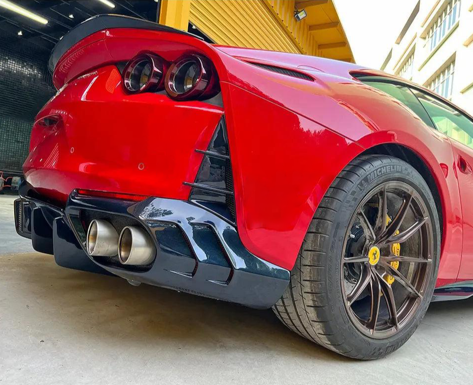 Ferrari 812 MS Style Carbon Fiber Brake Light Rear Diffuser