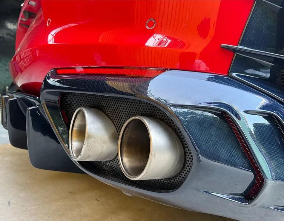 Ferrari 812 MS Style Carbon Fiber Brake Light Rear Diffuser