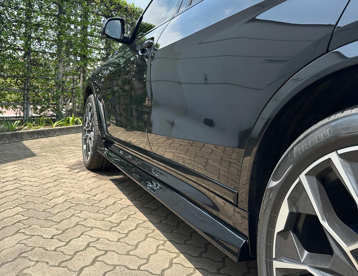 2019-2026 BMW X7 Full ABS Gloss Black Dark Knight Aero Kit