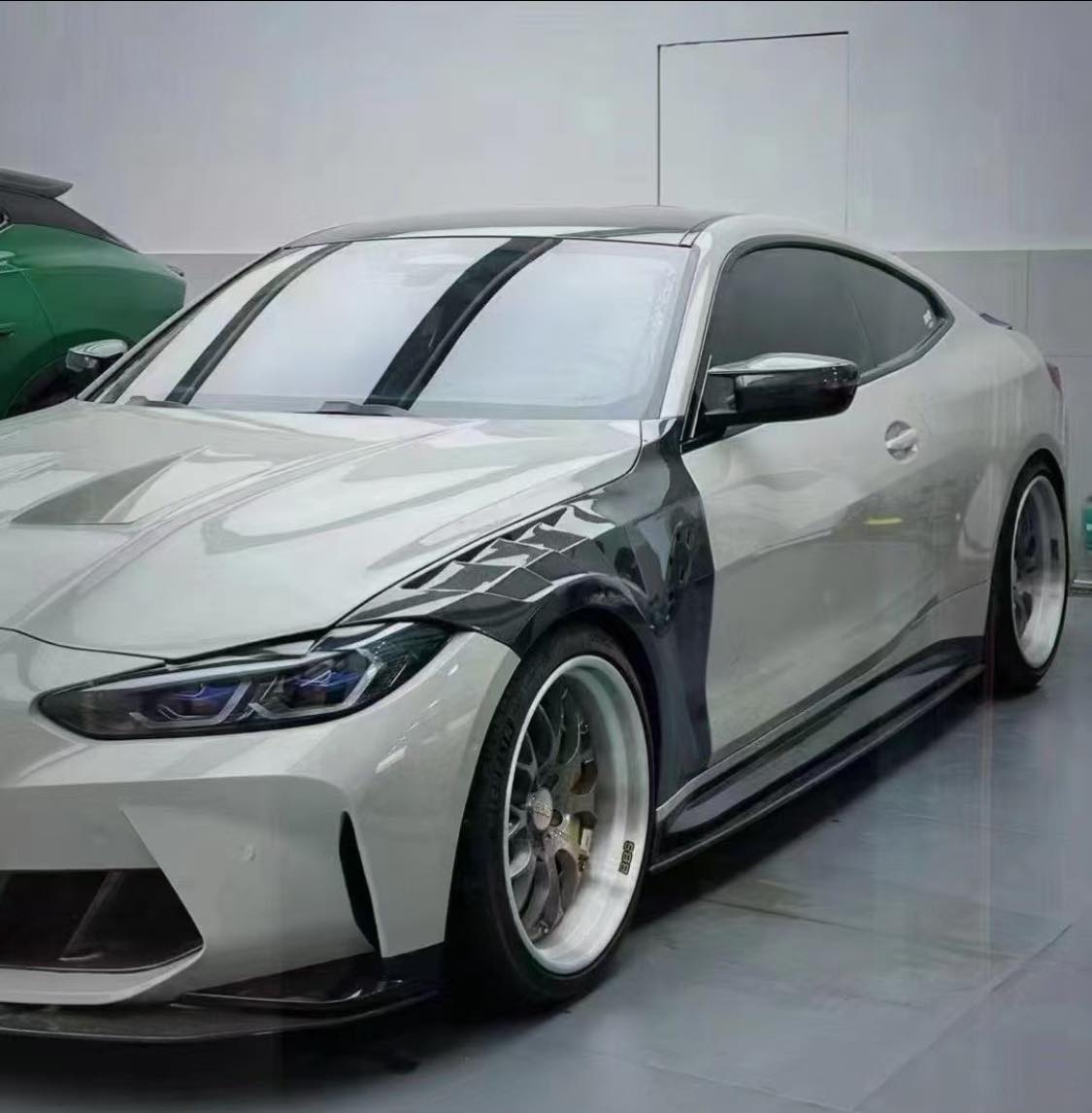 BMW G80/G82/G83 M3/M4 Carbon Fiber Artisan AE Vented Fenders