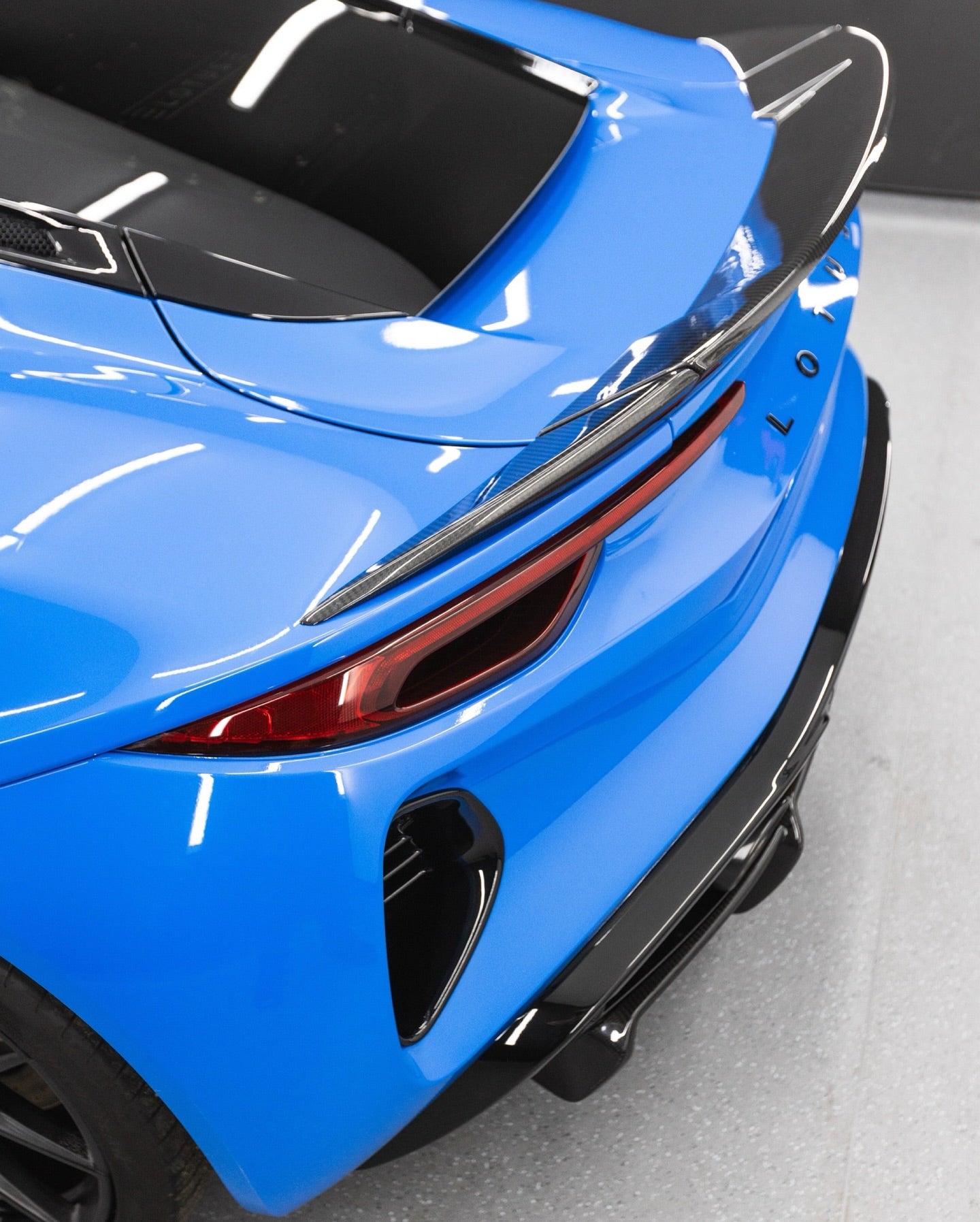 Lotus Emira Carbon Fiber Rear Diffuser