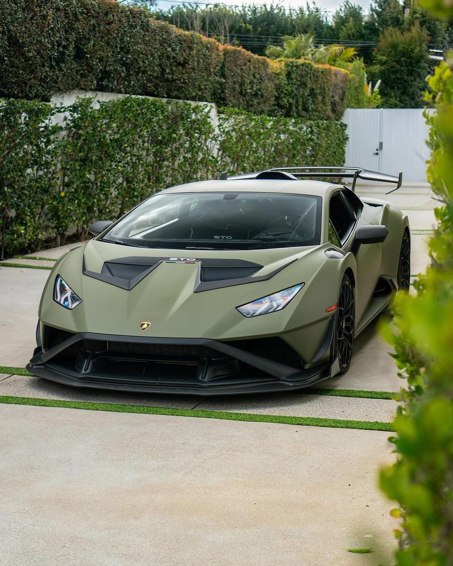 Lamborghini Huracan STO Carbon Fiber Front Canards