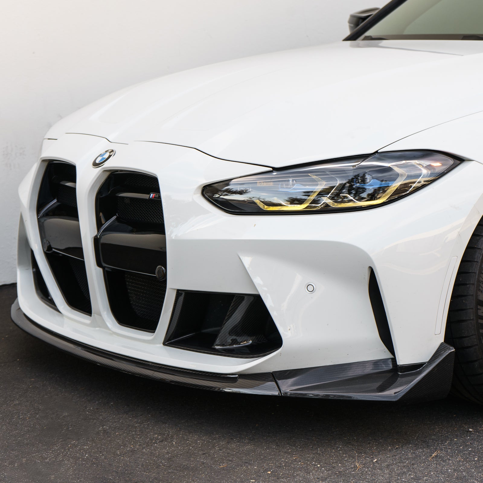 BMW G80 M3/G82/G83 M4 Gloss Black V Front Grille