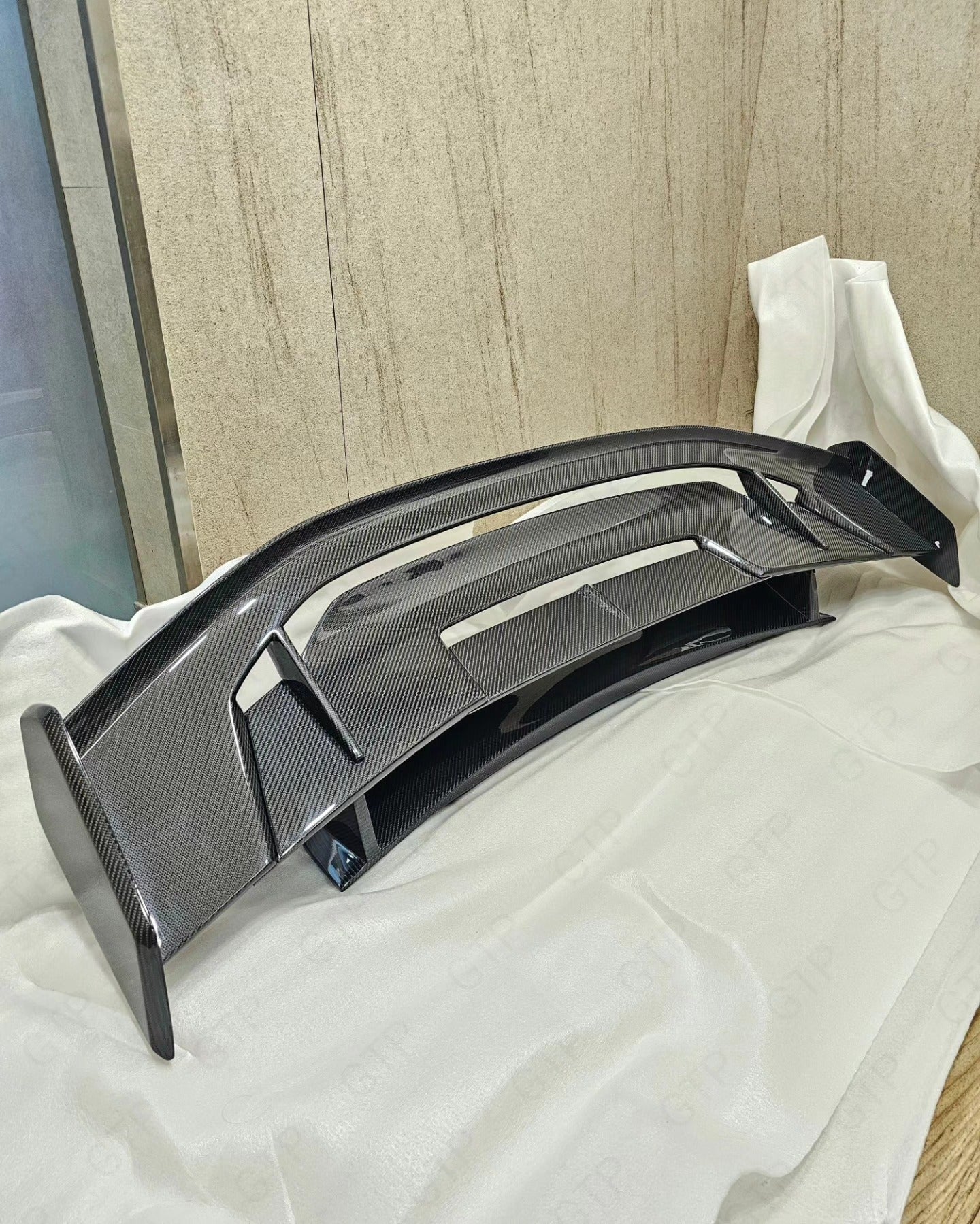 Mercedes AMG GT/GTS/GTC/GTR Carbon Fiber DP Wing Coupe Only