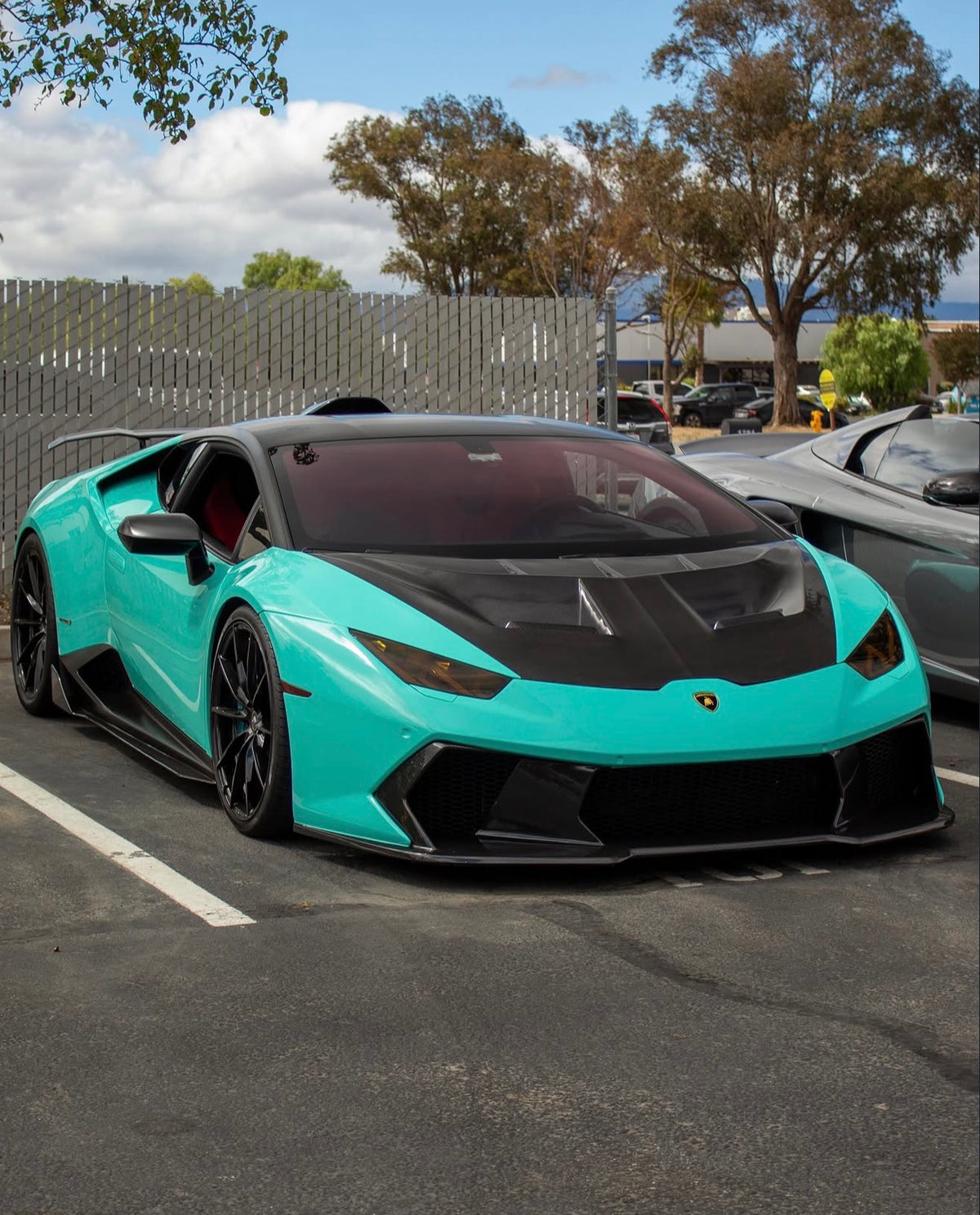 Lamborghini Huracan LP580/LP610/EVO Carbon Fiber STO Style Engine Hood