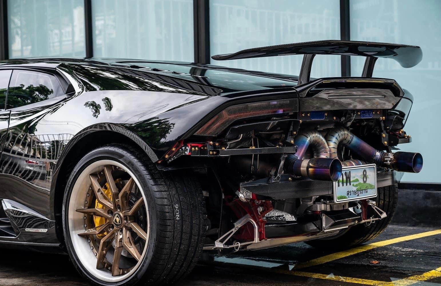Lamborghini Huracan Carbon Fiber Performante Style Wing