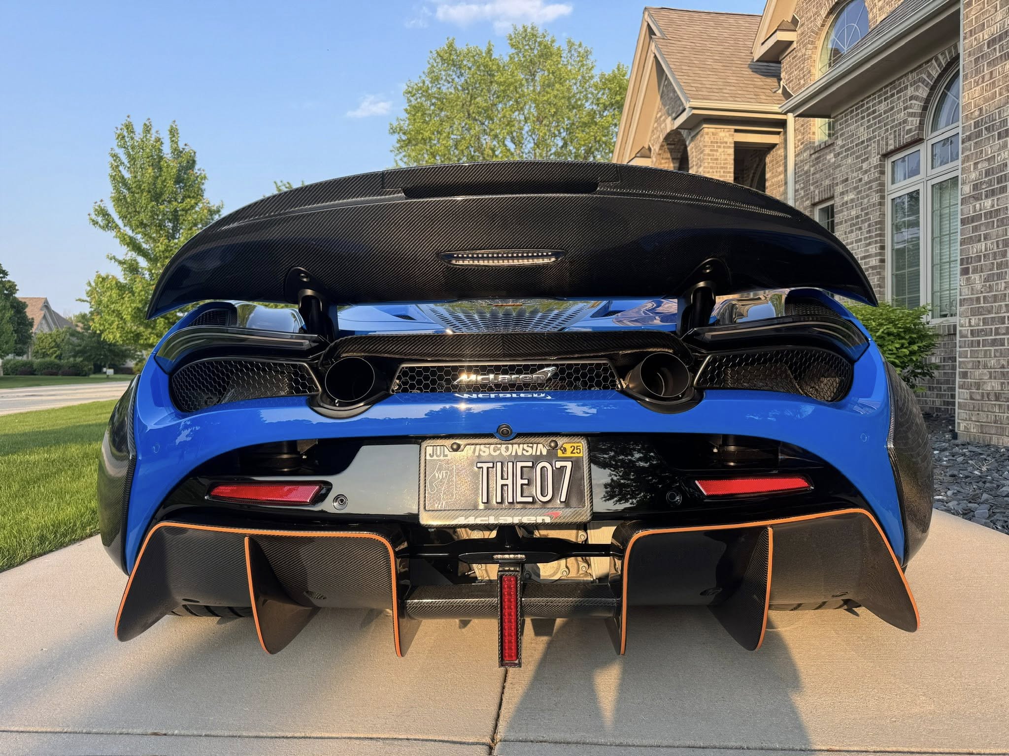 McLaren 720s Carbon Fiber Finned F1 Brake Light Diffuser