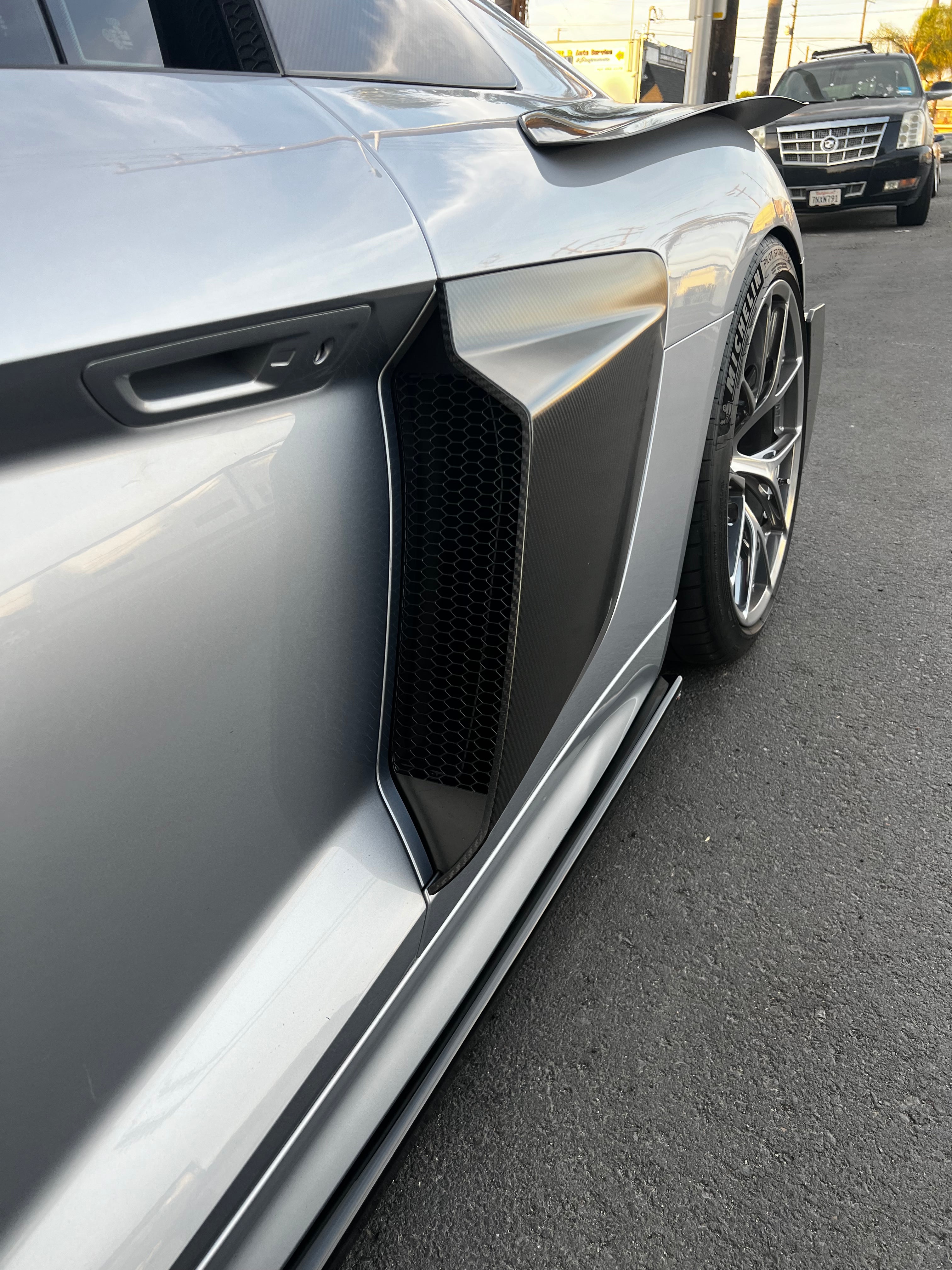 Audi R8 Gen 2 Carbon Fiber Side Blades Vent