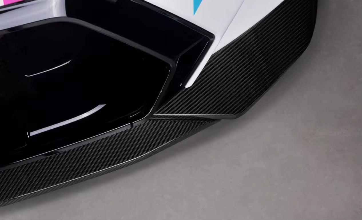 BMW G90 M5 Carbon Fiber AP Front Lip