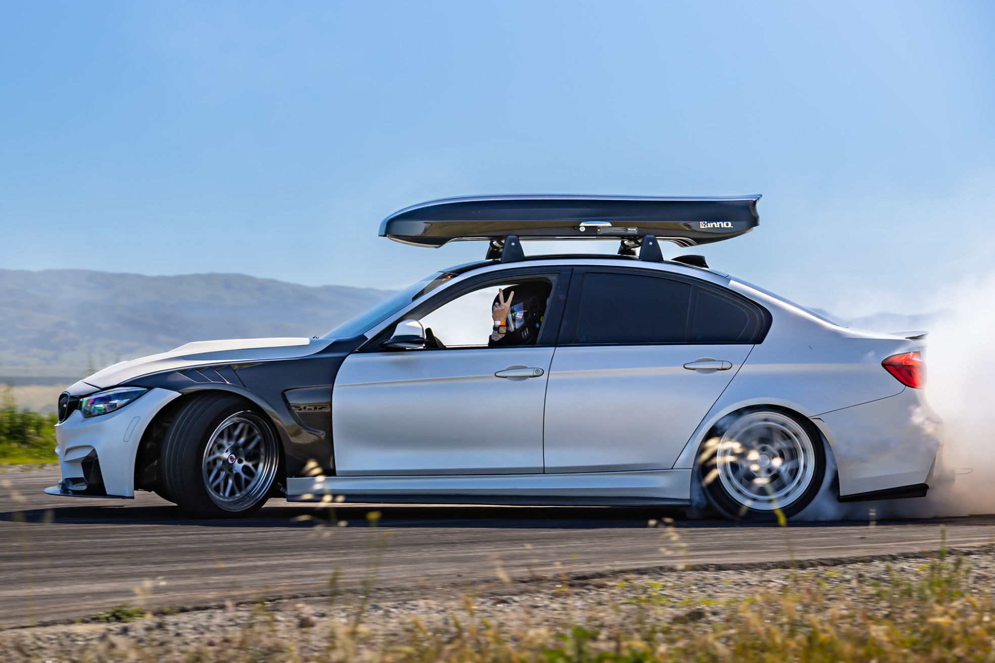 BMW F80 M3/F82/F83 M4 Carbon Fiber Vented Fenders