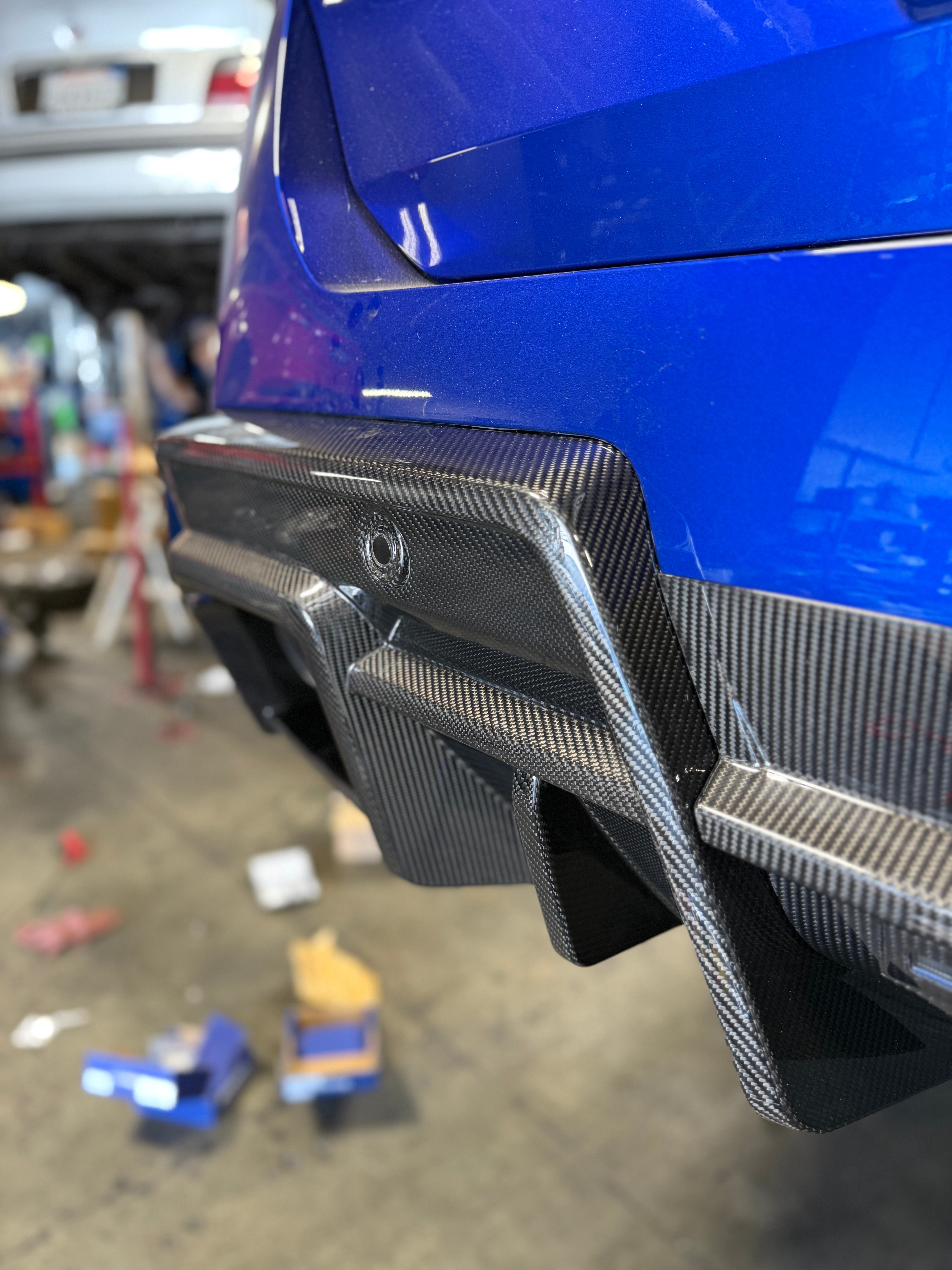 BMW G90 M5 Carbon Fiber AP Rear Diffuser