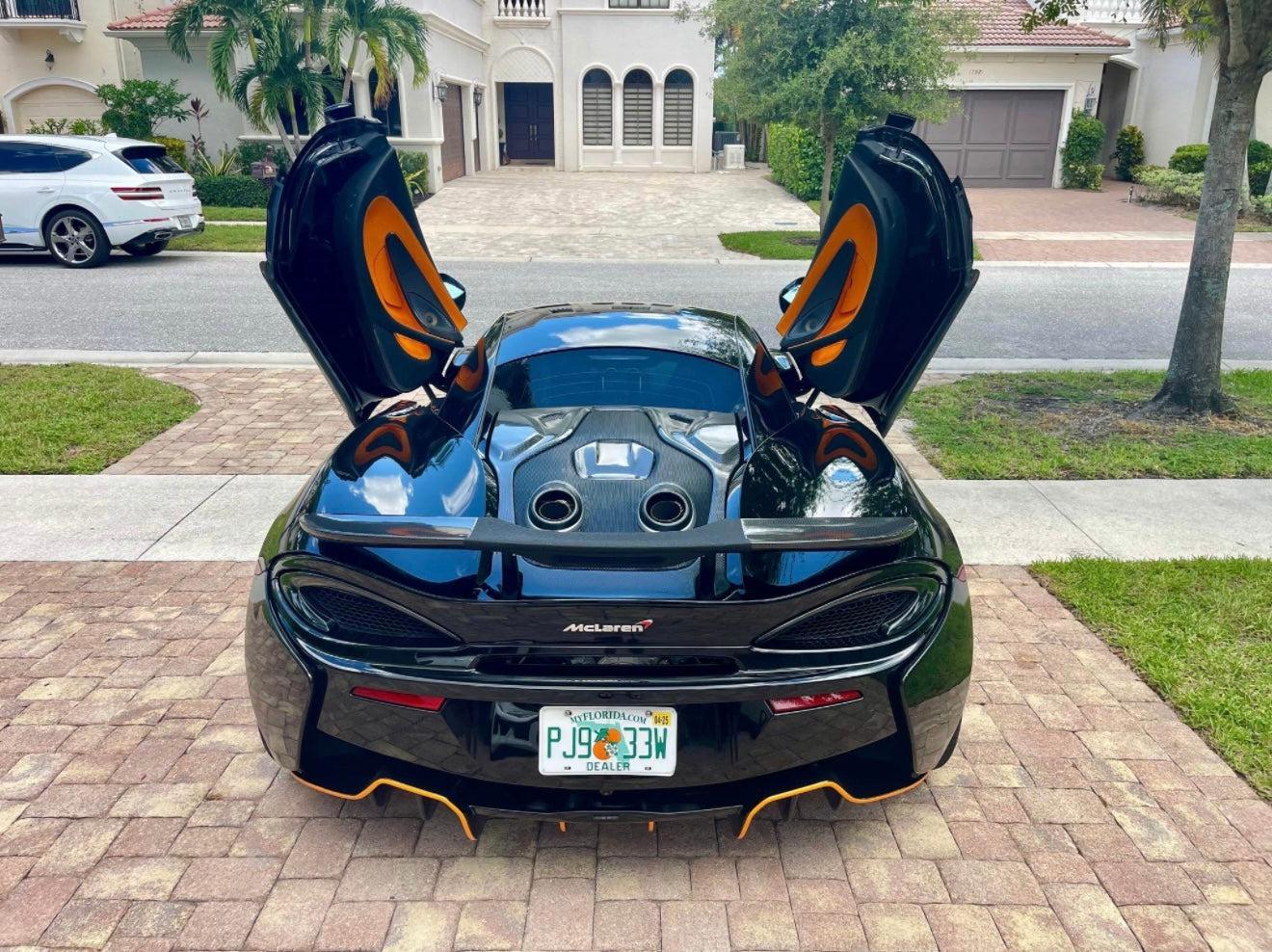 McLaren 540C/570s/570GT Carbon Fiber 600LT Style Rear Engine Lid With Exhaust