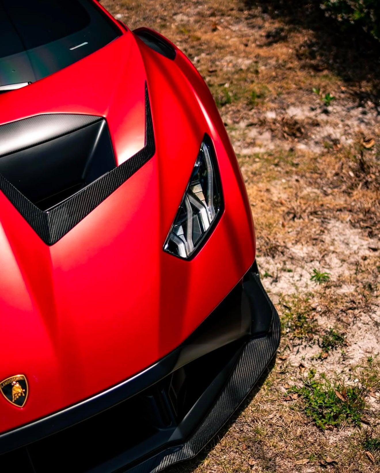 Lamborghini Huracan STO Carbon Fiber Hood Air Ducts