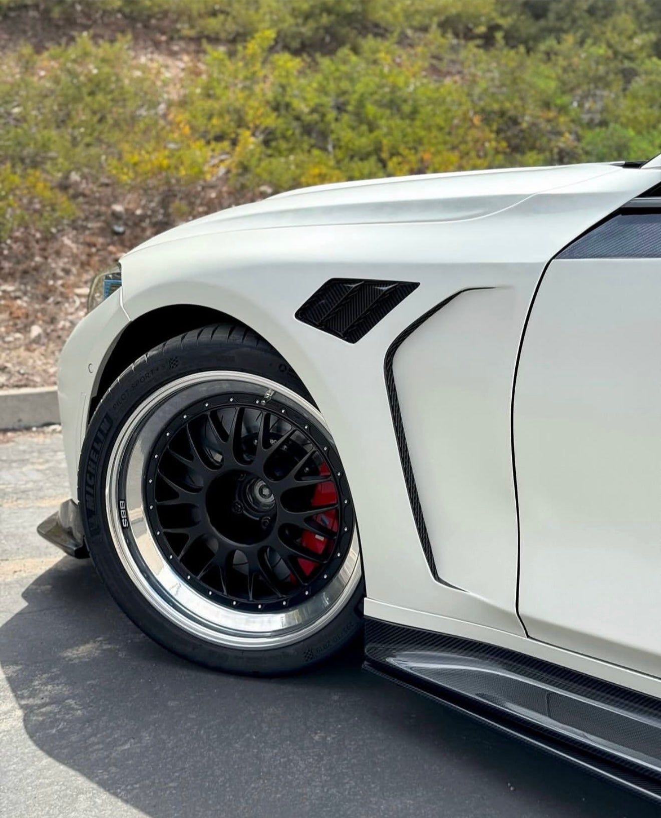 BMW G80 M3/G82/G83 M4 Carbon Fiber Vented Fenders