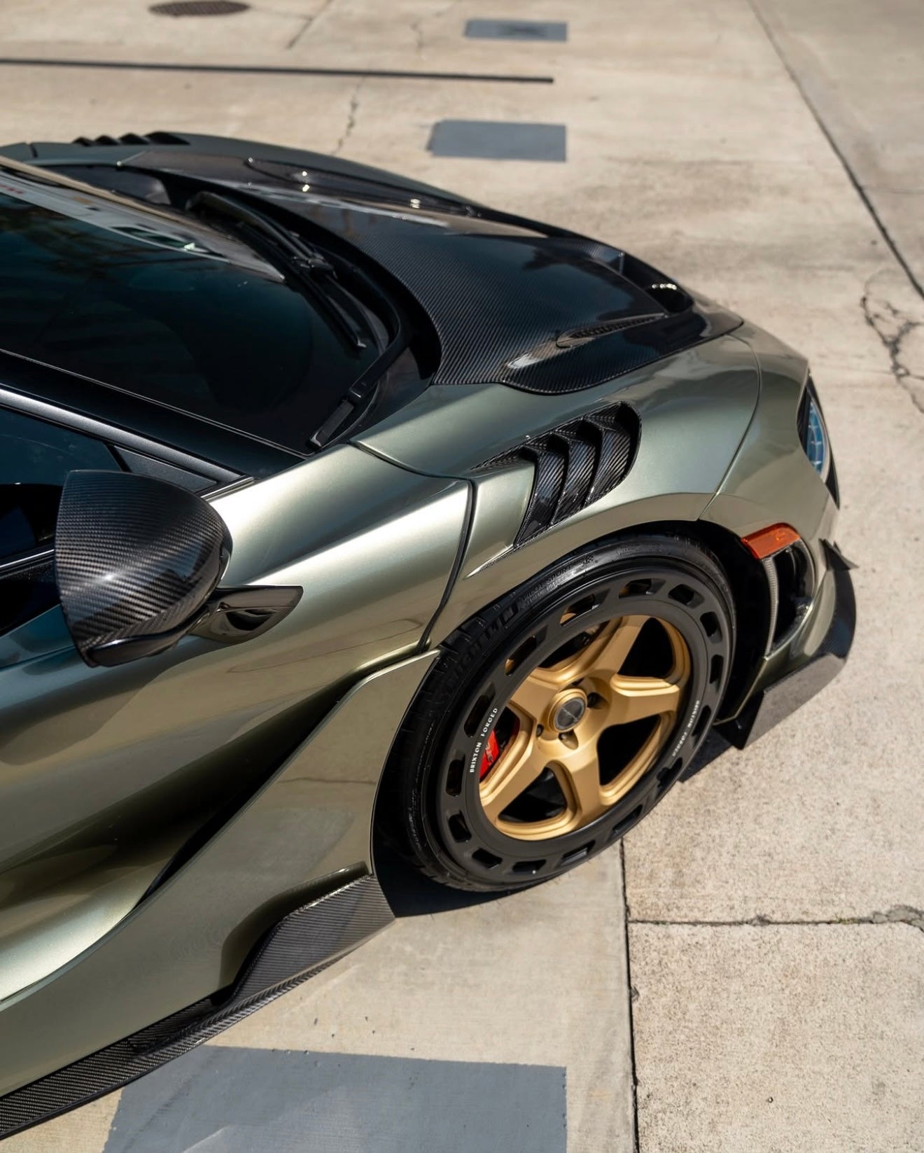 McLaren 720s/750s/765Lt Carbon Fiber Artisan Hood