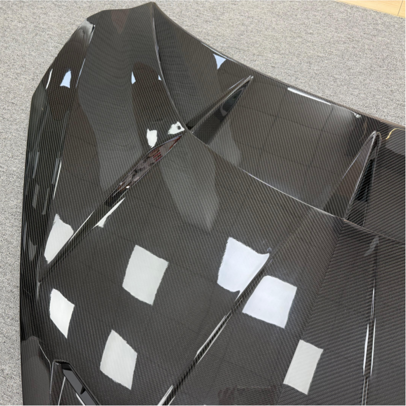 Lamborghini Revuleto Carbon Fiber Artisan Hood