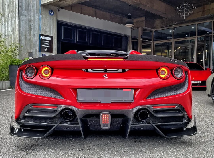 Ferrari F8 Tributo MSY Style Frp/Carbon Fiber Body Kit
