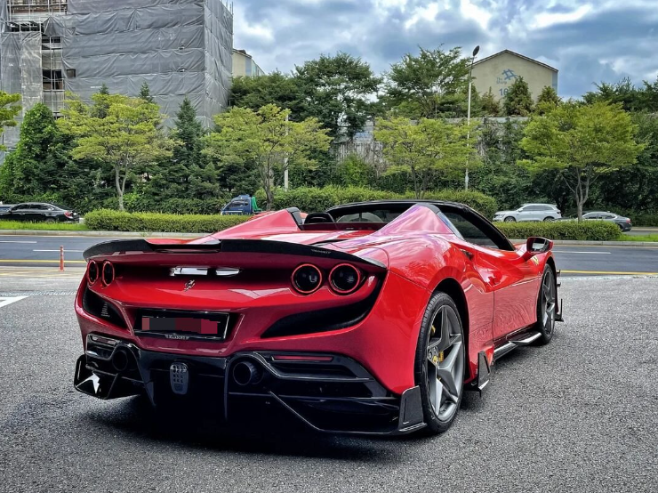 Ferrari F8 Tributo MSY Style Frp/Carbon Fiber Body Kit