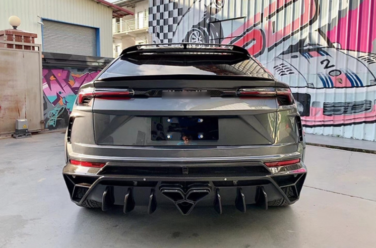 Lamborghini Urus Frp/Carbon Fiber Body Kit