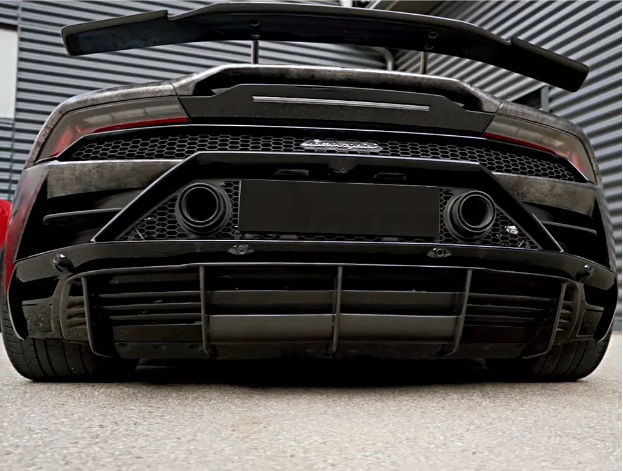 Lamborghini Huracan Evo Carbon Fiber Rear Diffuser