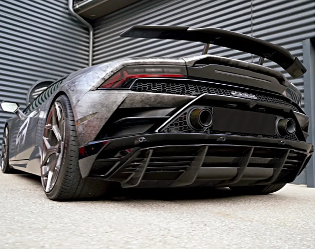 Lamborghini Huracan Evo Carbon Fiber Rear Diffuser