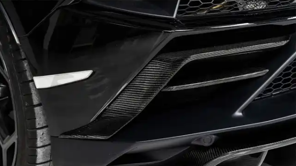 Lamborghini Huracan Evo Carbon Fiber Rear Bumper Splitter Trim