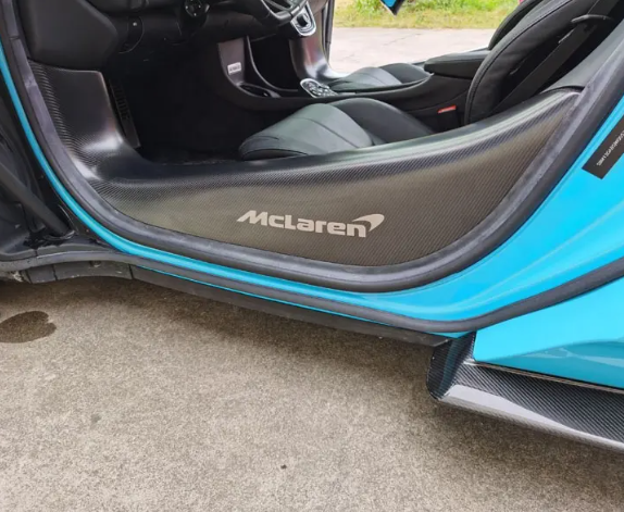 McLaren 540C/570S/570GT/600LT Carbon Fiber Door Sill