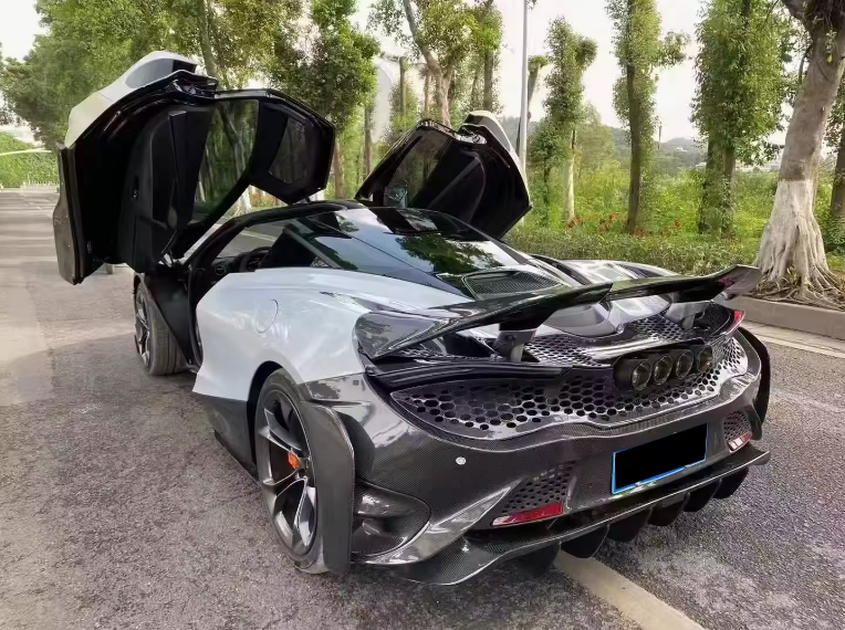McLaren 765LT Conversion Full Carbon Fiber Body Kit For 720S