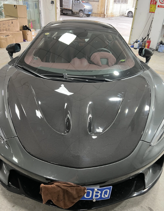 McLaren GT Carbon Fiber Hood