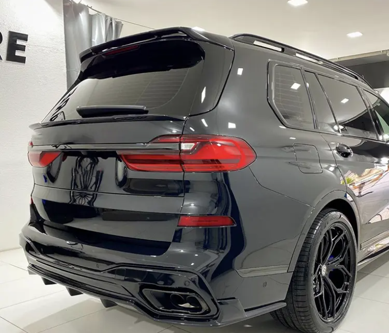 2019-2026 BMW X7 Full ABS Gloss Black Dark Knight Aero Kit