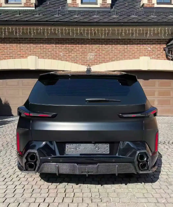 BMW XM Full Carbon Fiber Body Kit