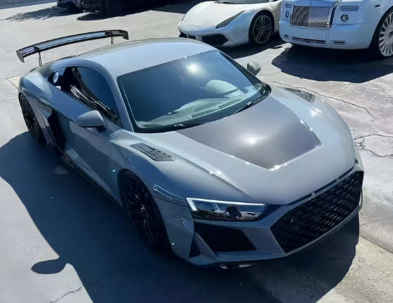 Audi R8 Gen 2 Carbon Fiber AP Vented Hood
