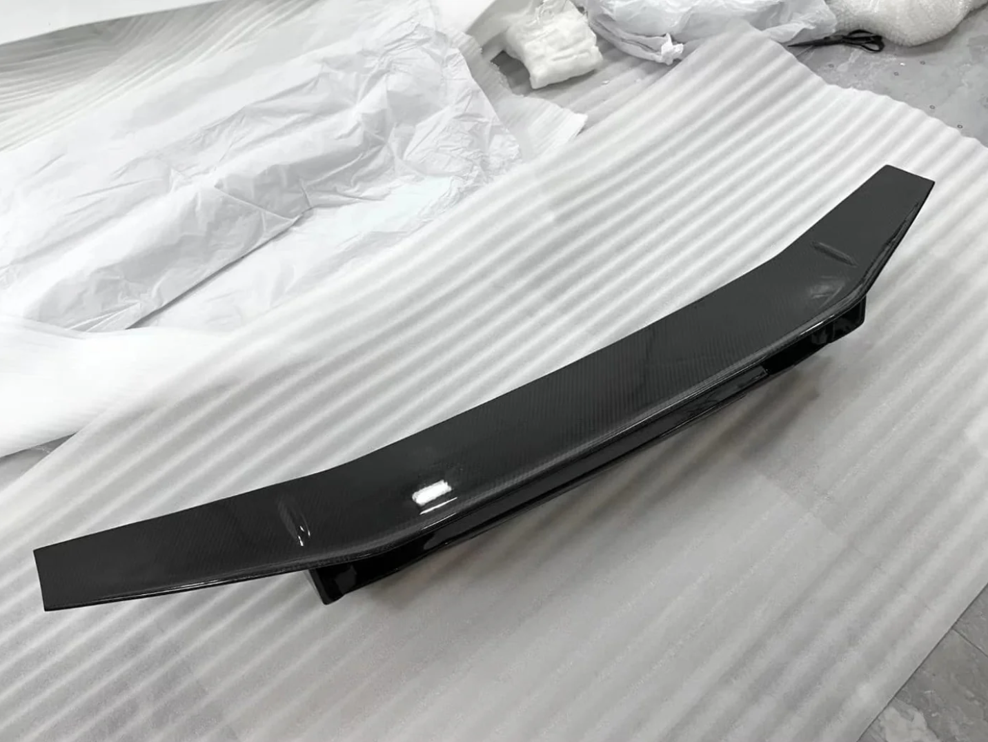 Lamborghini Huracan LP-580/LP610/Evo Carbon Fiber Wing