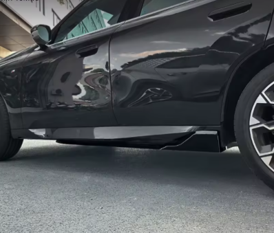 2025+ BMW X3 G45 Gloss Black Side Skirt Extensions
