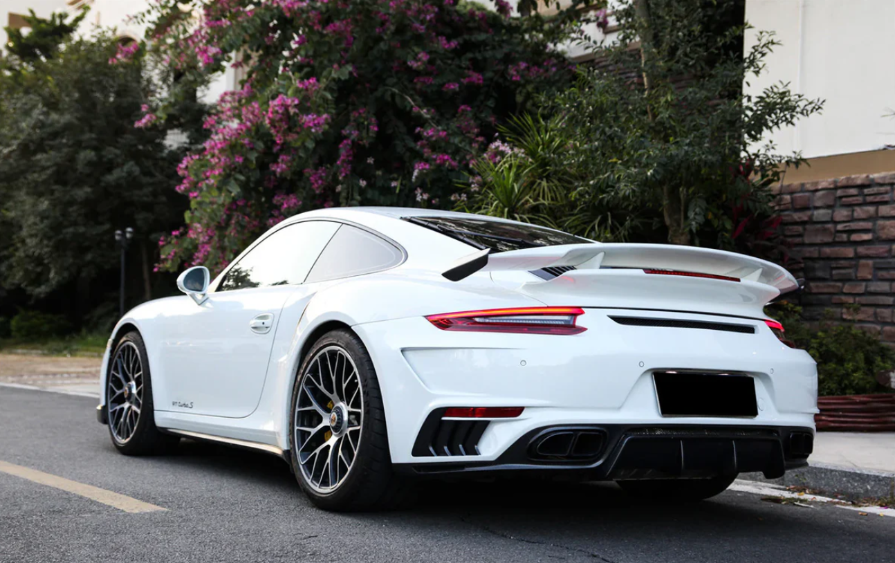 Porsche 991.1/991.2 Carrea 911 AP FRP/Carbon Fiber Rear Bumper