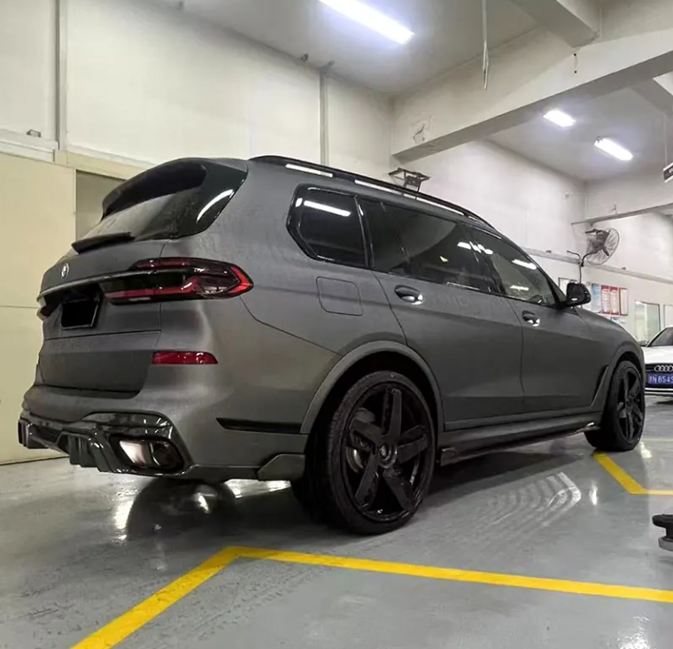 2019-2026 BMW X7 Carbon Fiber Artisan Rear Diffuser