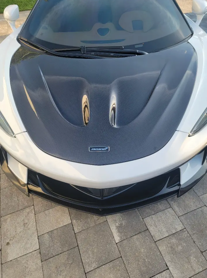 McLaren GT Carbon Fiber Hood