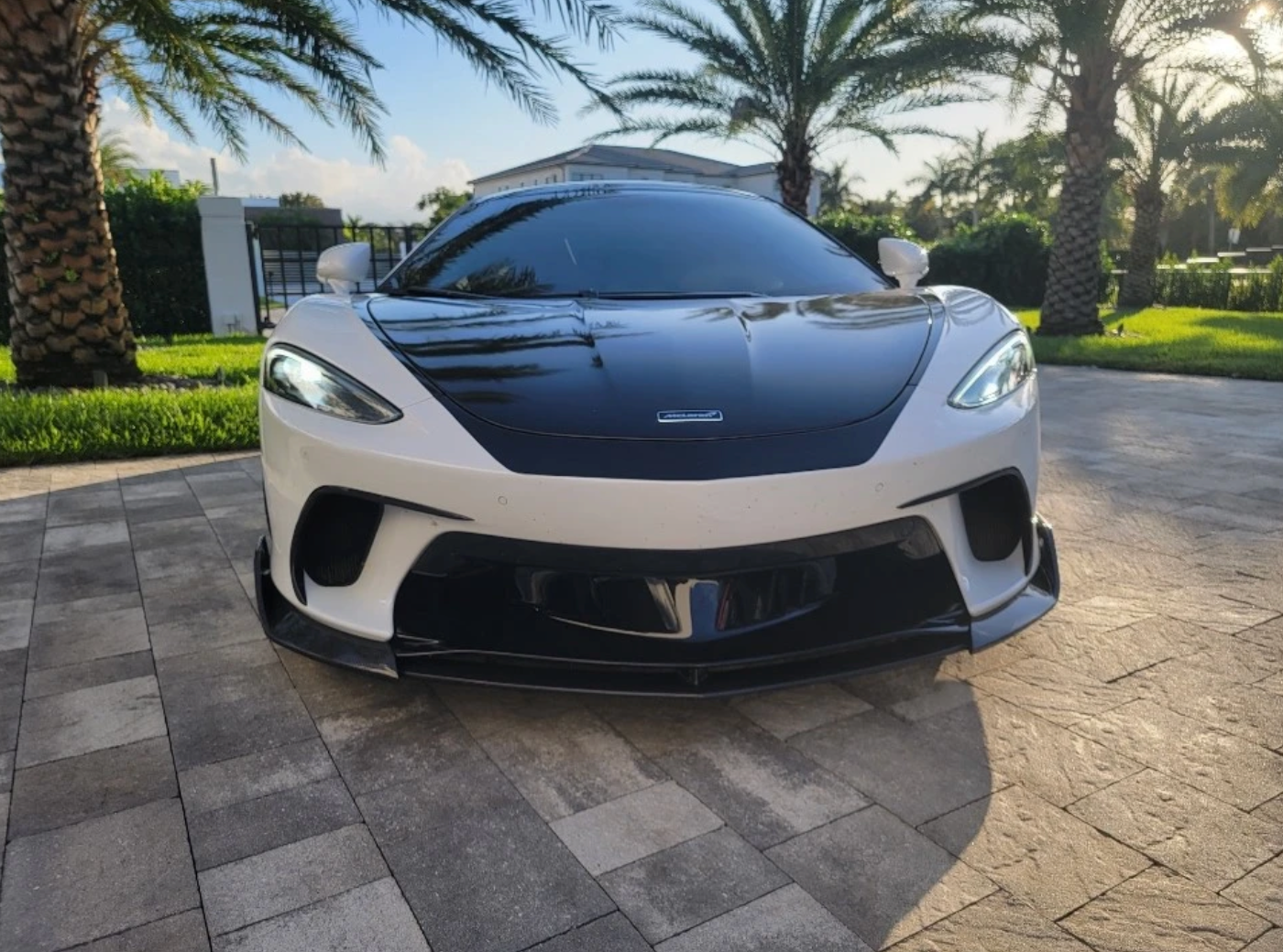 McLaren GT Carbon Fiber AP Front Lip
