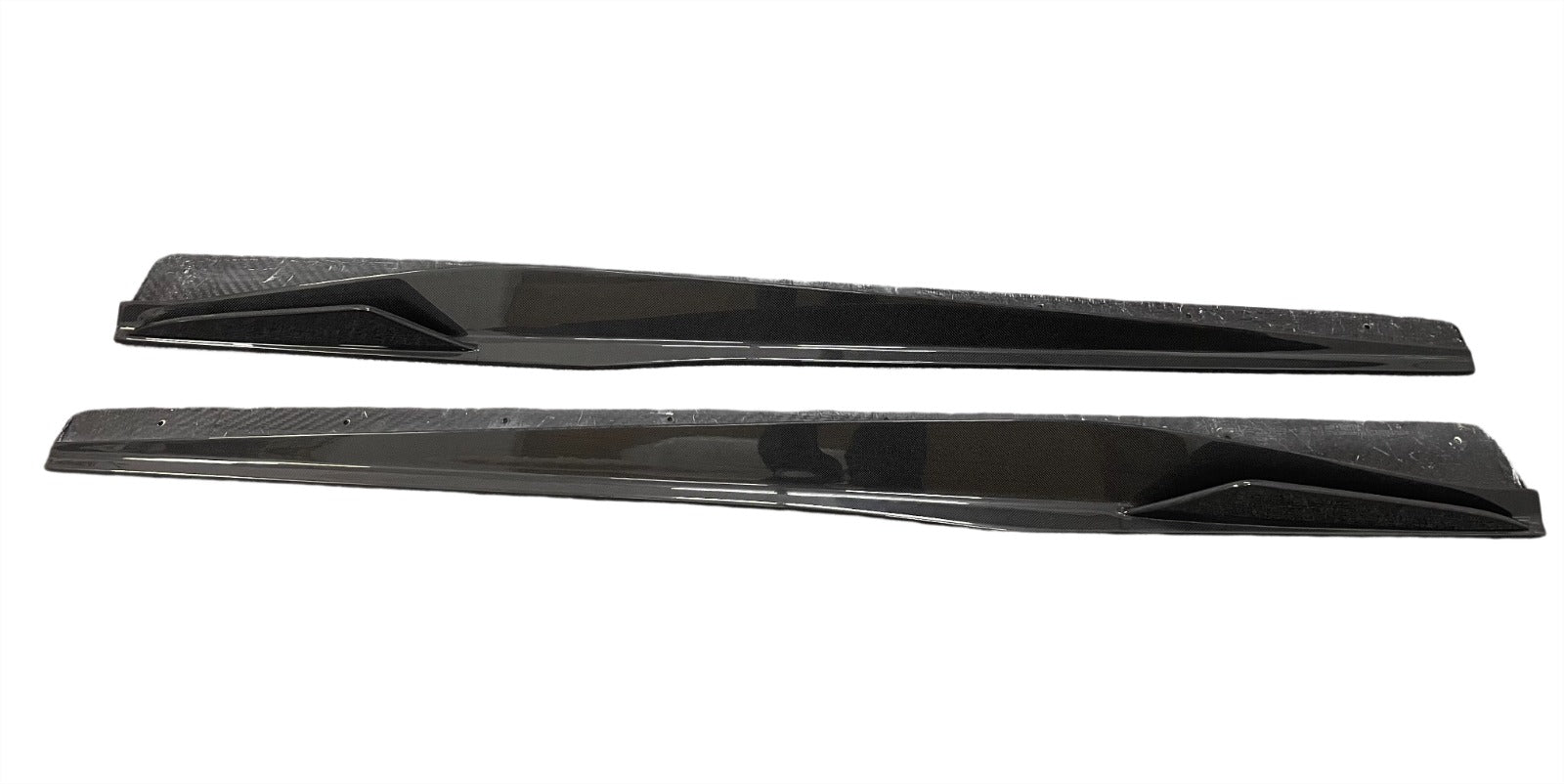 Ferrari 488 Carbon Fiber AP Side Skirt Extensions