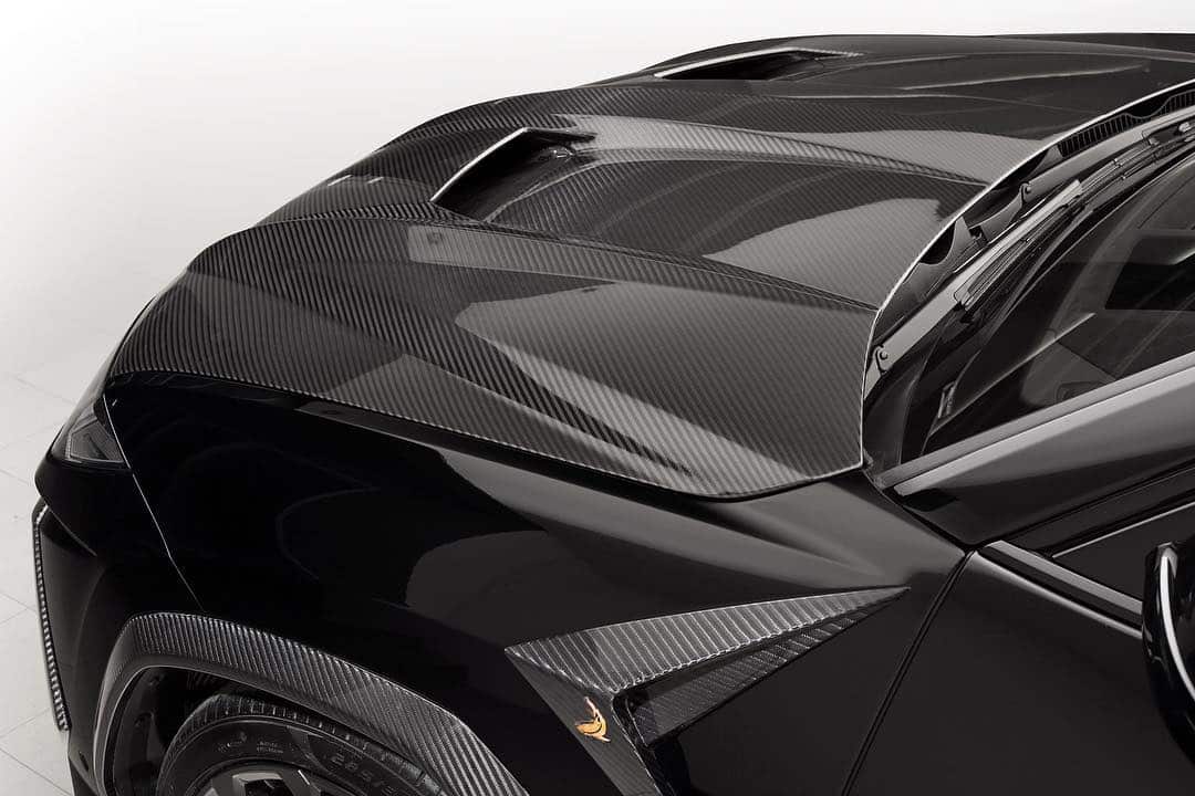 Lamborghini Urus Carbon Fiber AP Vented Hood