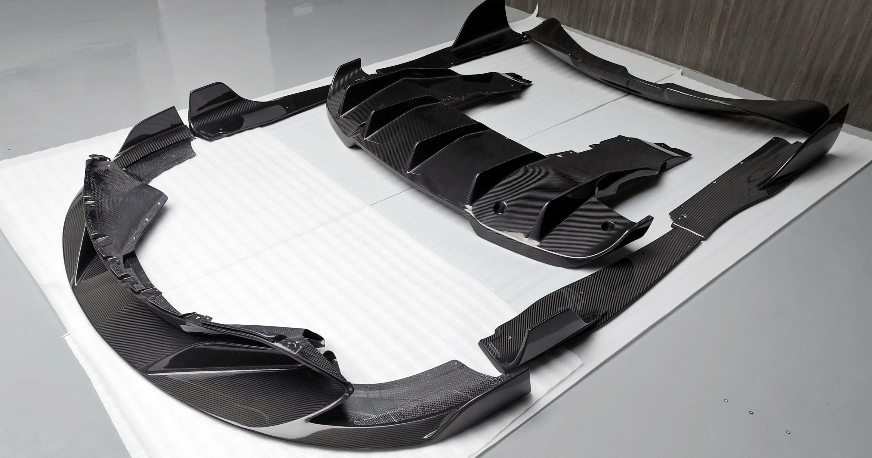 2017-2023 McLaren 720S Full Carbon Fiber Artisan Aero Kit